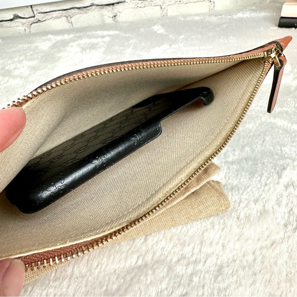 Gucci Stars GG Pouch Clutch Wristlet - Picture 11 of 11